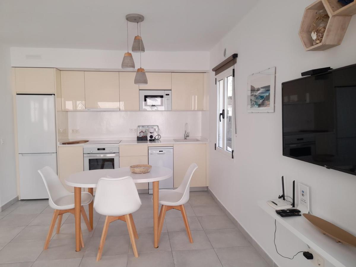 Bungalow Paseo Del Mar- Playa Roca Residence Sea Front Access - Free Ac - Wifi Costa Teguise Exterior photo